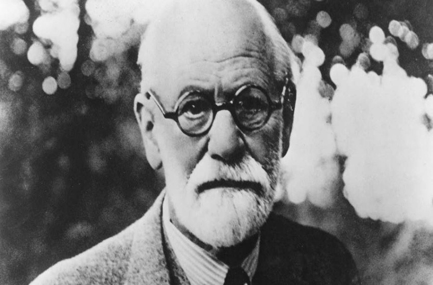 sigmund%20freud%20kapak%20