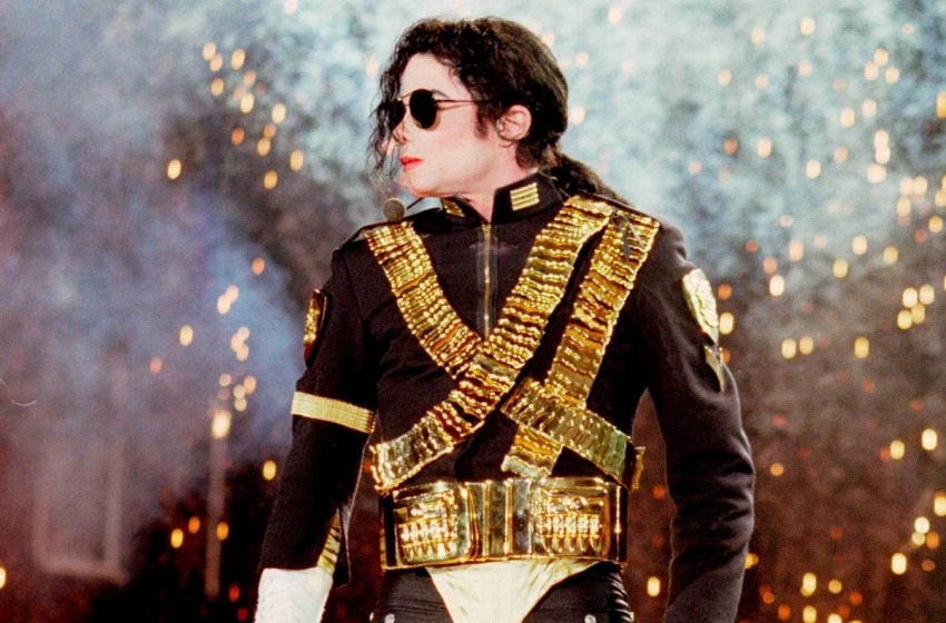 micheal%20jackson%20o%CC%88lu%CC%88mu%CC%88%20kapak%20